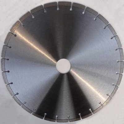 Segmento 32 do núcleo 2.8mm de Diamond Blade 450mm da pedra da pedreira do granito